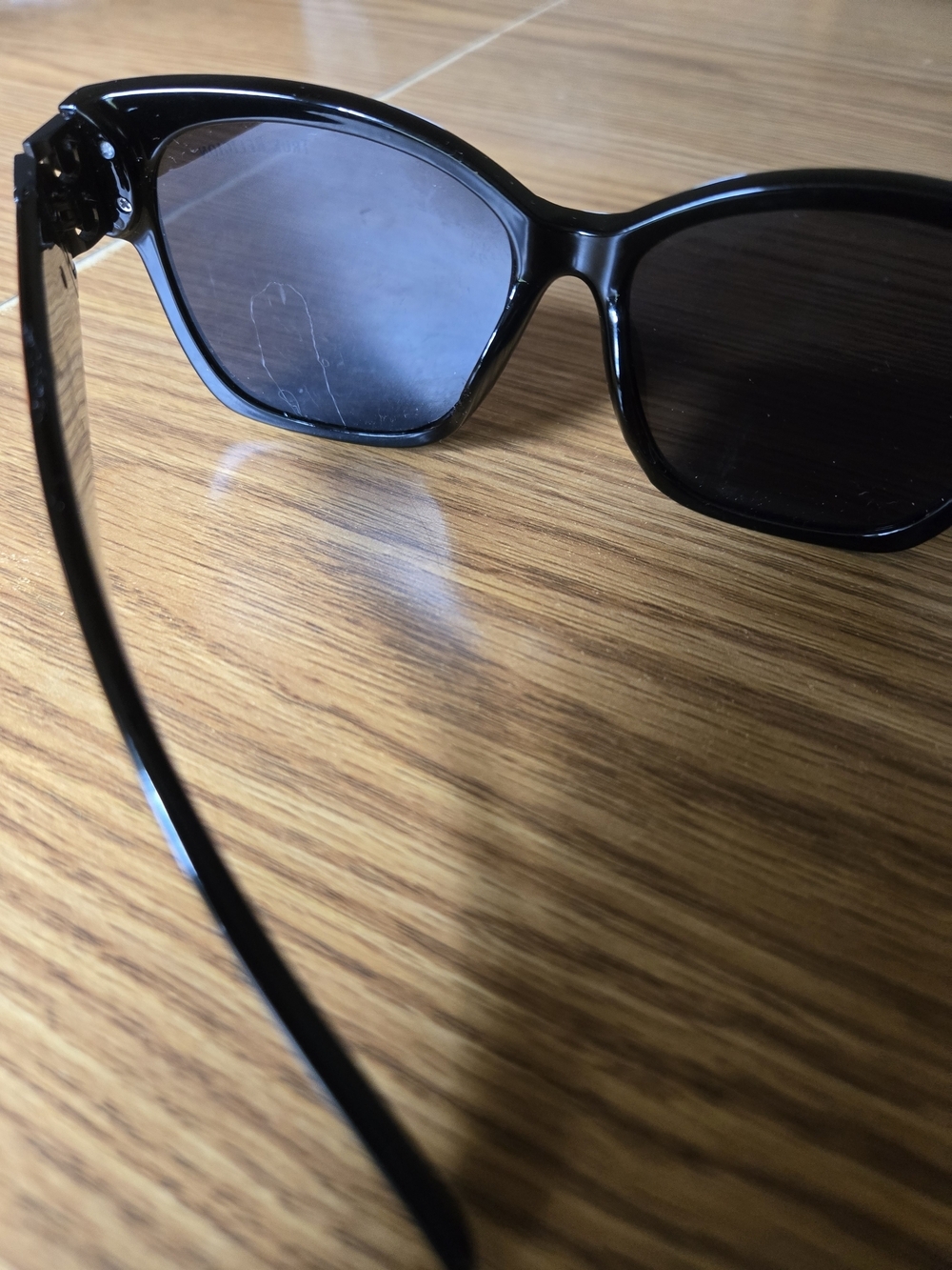 True Religion Sunglasses for Women - Picture 5 of 8